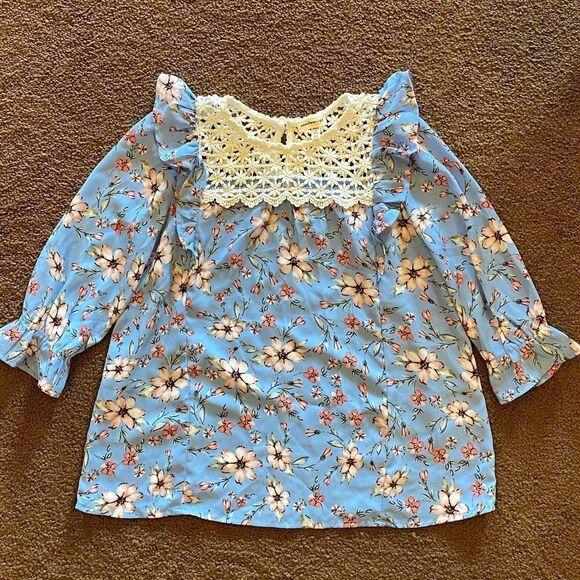 Blue Flower Top - Picture 2 of 4